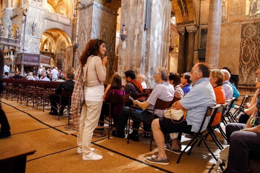 Venice: Walking tour, Doge Palace, & St. Mark's Basilica - Bridge of Sighs and the Casanova prison cell moment
