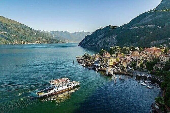 Verona and Lake Garda Day Trip from Milan - Sirmione old town and Rocca Scaligera moated castle