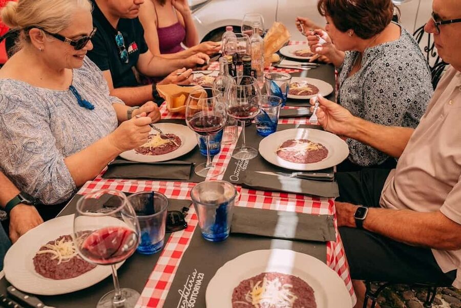 Verona: Food and Wine Tasting Walking Tour - Verona’s best shortcut: eating your way through the center