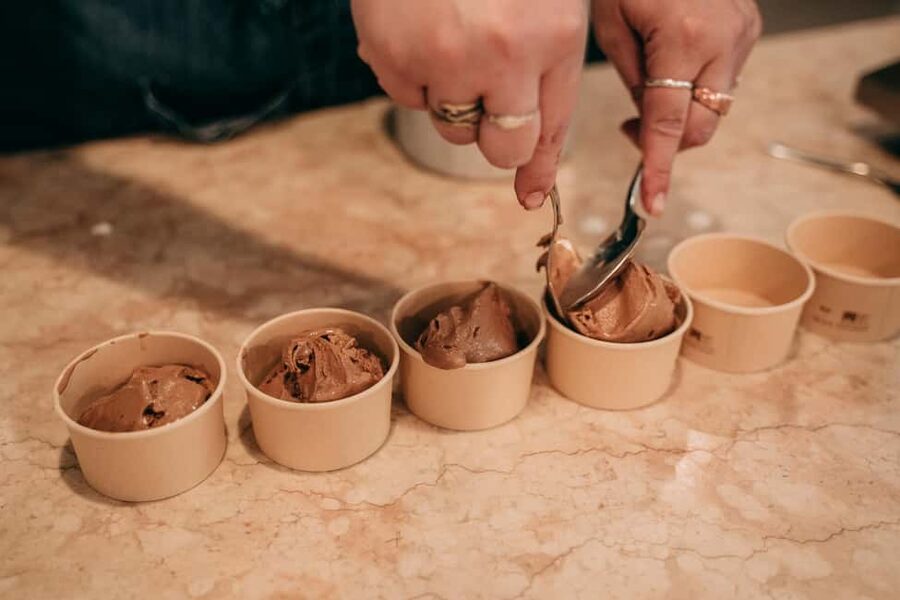 Verona: Gelato Making Class - The Walk Away: Recipe Book and Notes You Can Use