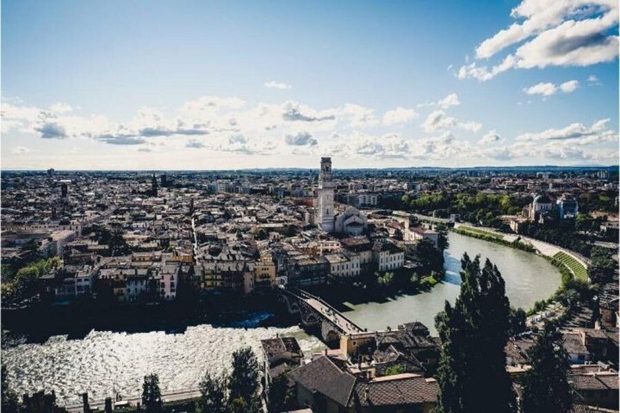 Verona: Highlights and Hidden Gems Walking Tour - Where You Meet: Piazza Bra, Plus a Couple Start Options