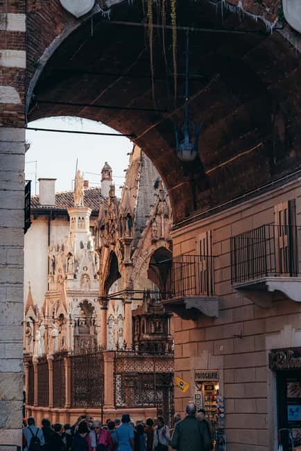 Verona: Highlights Walking Tour with Arena Priority Access - Entering the Arena di Verona, skip the line and learn how it worked