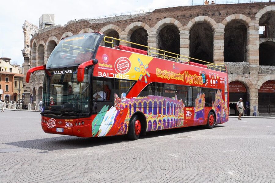 Verona: Hop-on Hop-off Tour 24 or 48-Hour Ticket - Picking the Right Route Day Plan (Without Overthinking It)