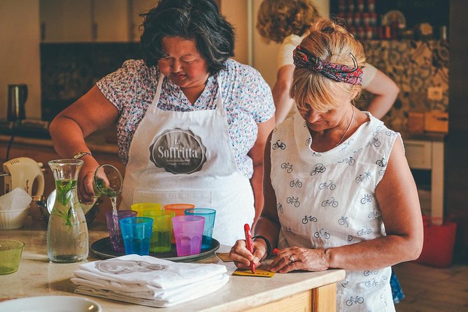 Verona: Italian Cooking Class with Pasta, Risotto and Tiramisù - Tiramisù: building the layers that make people stop talking
