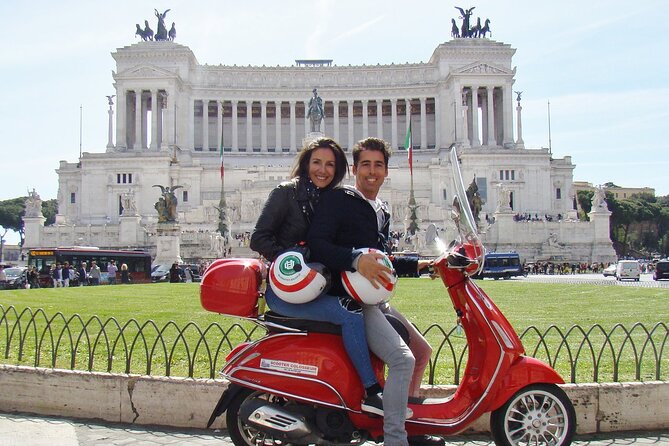 Vespa Primavera 125 cc Rental at Rome 24 ore - Why A Colosseum-Front Pickup Is a Big Deal