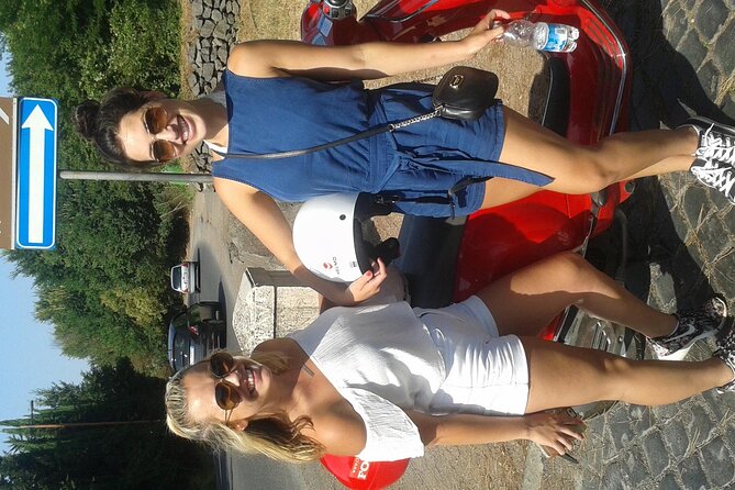Vespa Primavera 125 cc Rental at Rome 24 ore - Parking Overnight Near the Colosseum: The Unromantic Win
