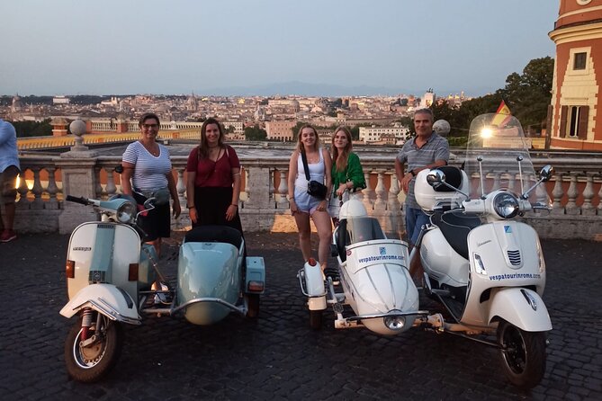 Vespa Sidecar Tour at Day/Night with Pickup - Night traffic, cool air, and the real advantage of a Vespa sidecar