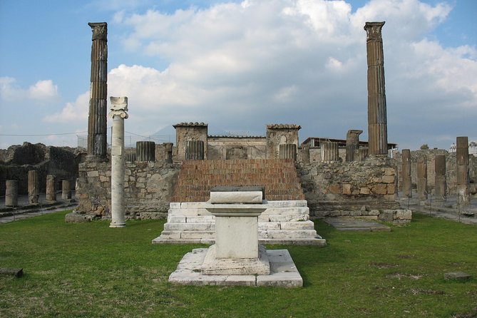 Visit in Pompeii - Pompeii Private Tour with Ada - Why this Pompeii tour feels easier than DIY
