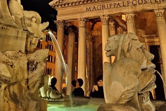 Walk the magic of Rome at night - Colosseum exterior wrap-up: context without tickets